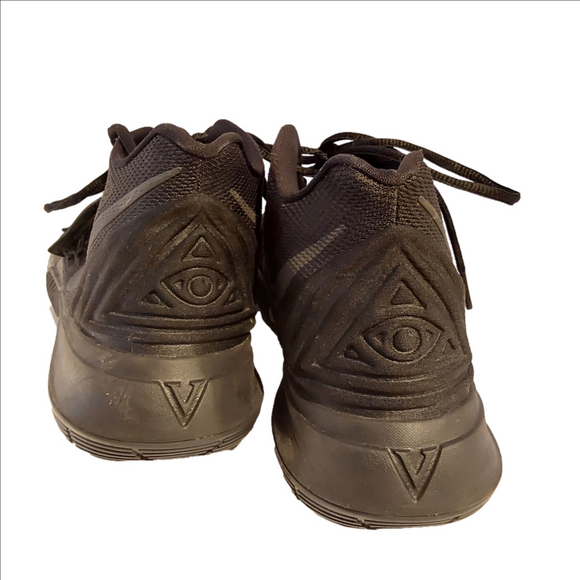 Nike Kyrie 5 Black Rainbow Soles Size 12.5 - Picture 4 of 12